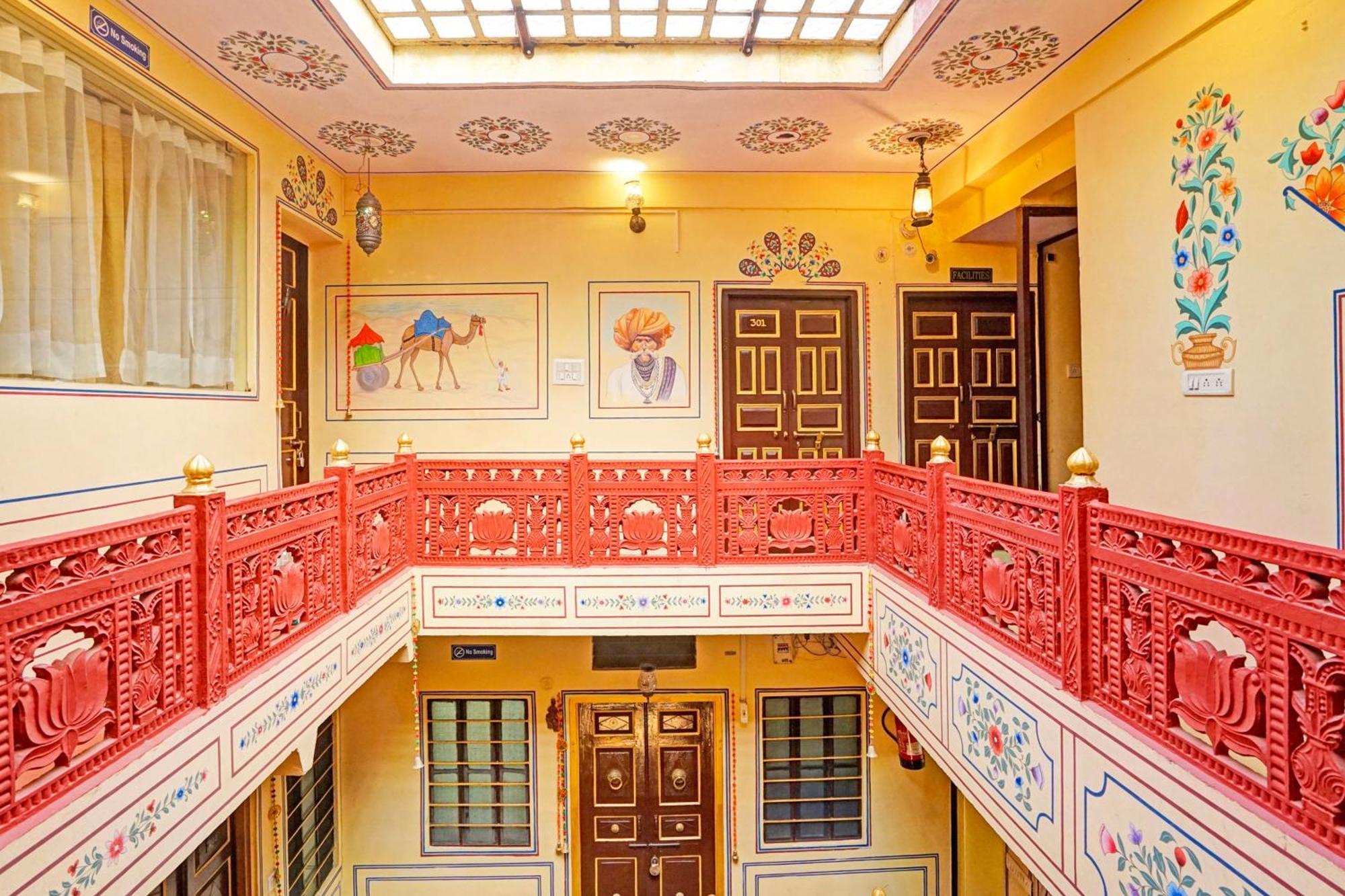 Hotel Super Collection O Ramganj Near Hawa Mahal Divisione di Divisione di Jaipur Esterno foto