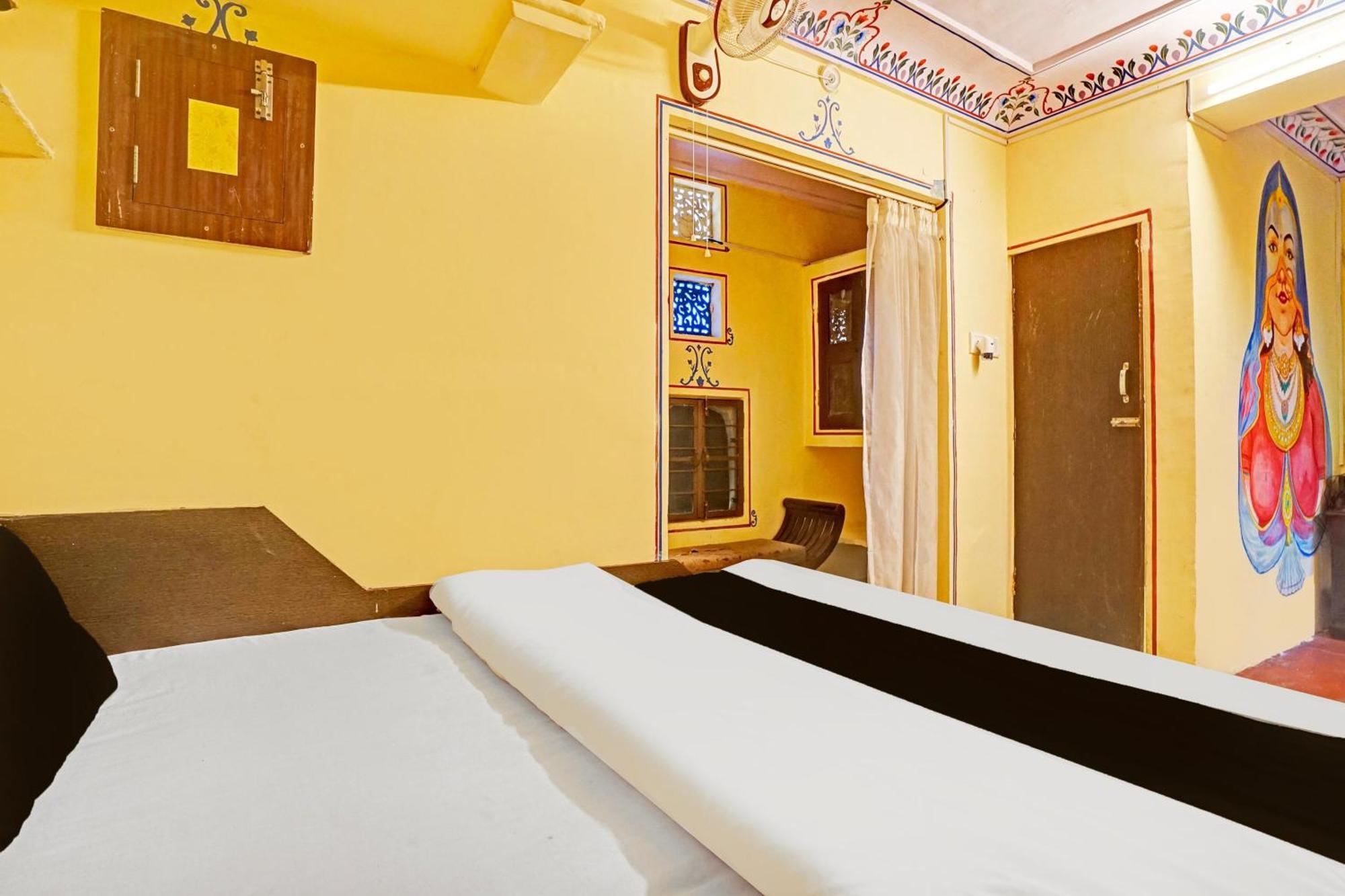 Hotel Super Collection O Ramganj Near Hawa Mahal Divisione di Divisione di Jaipur Esterno foto