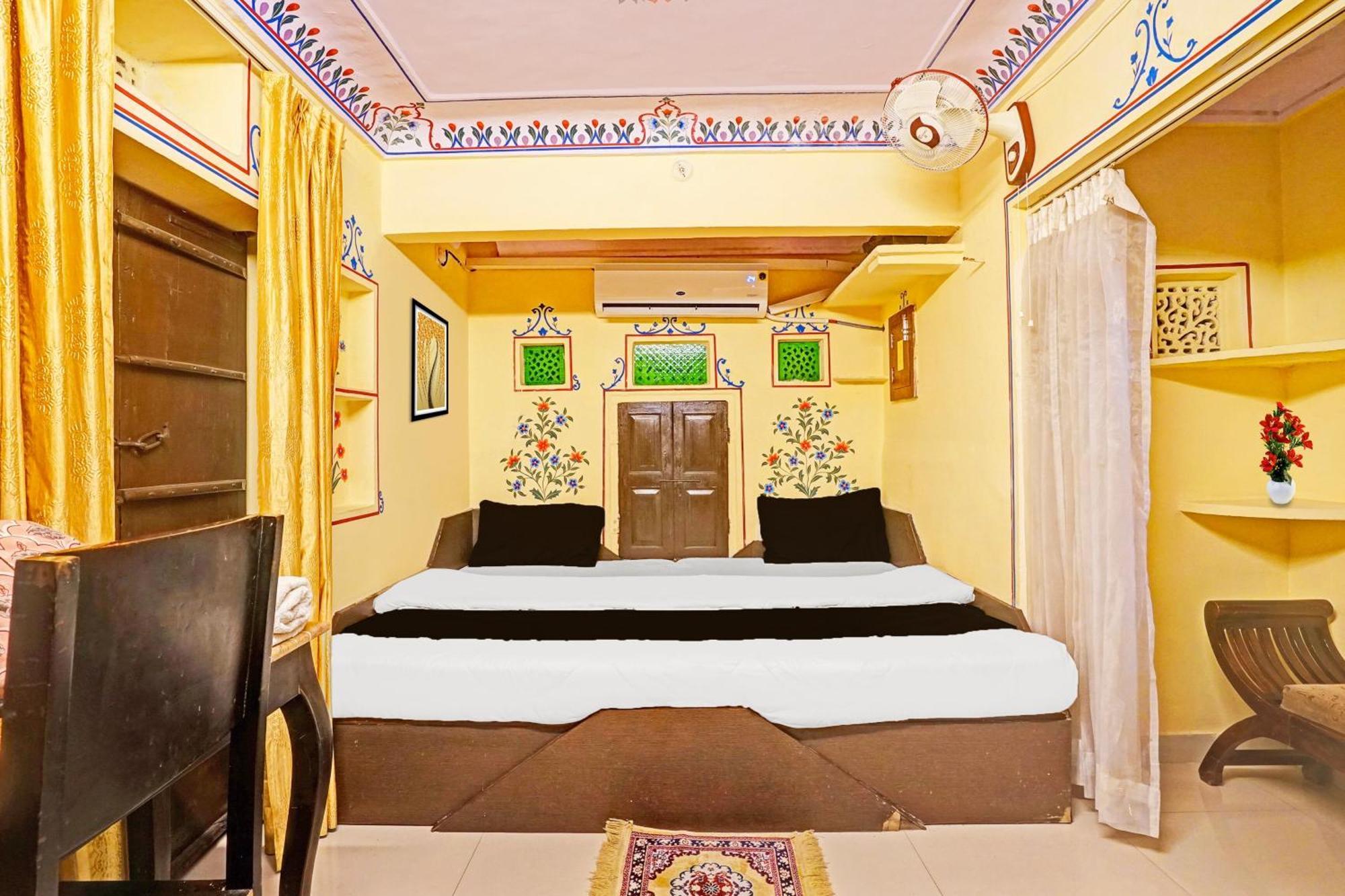 Hotel Super Collection O Ramganj Near Hawa Mahal Divisione di Divisione di Jaipur Esterno foto